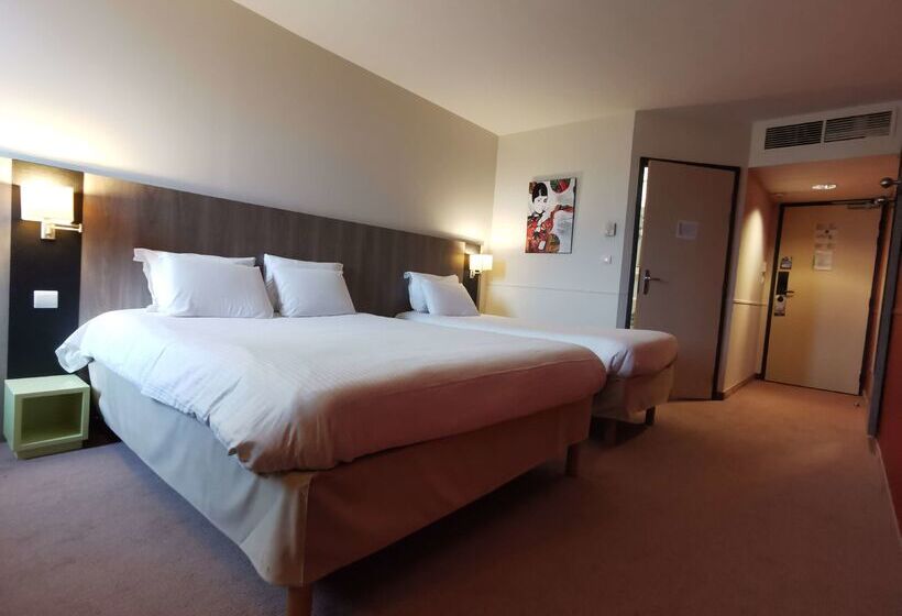 ホテル Kyriad Chartres