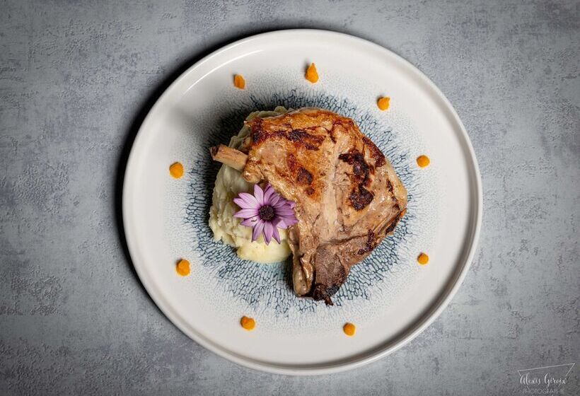 ホテル Kyriad Chartres