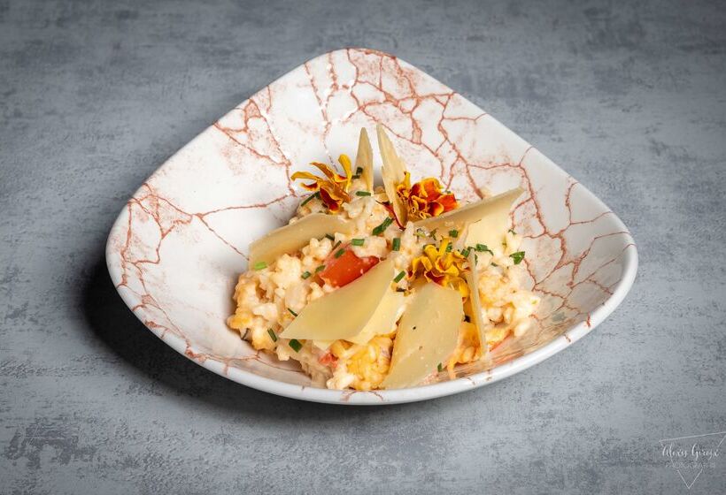 ホテル Kyriad Chartres