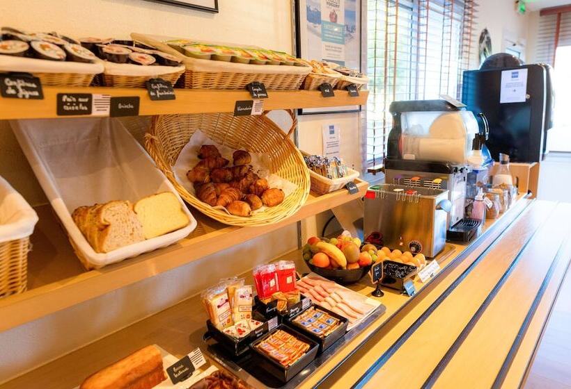 호텔 Kyriad Quimper  Pontl Abbe