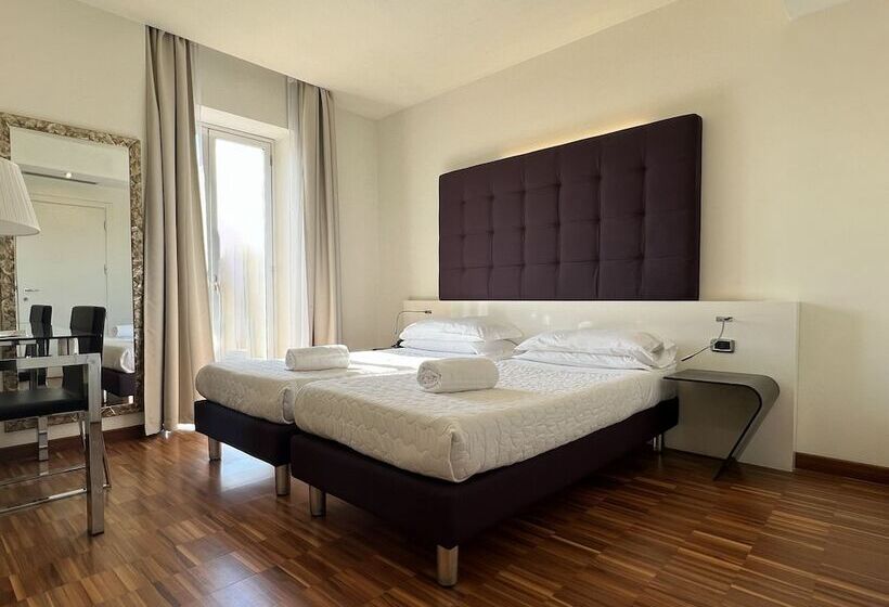 Отель La Bussola