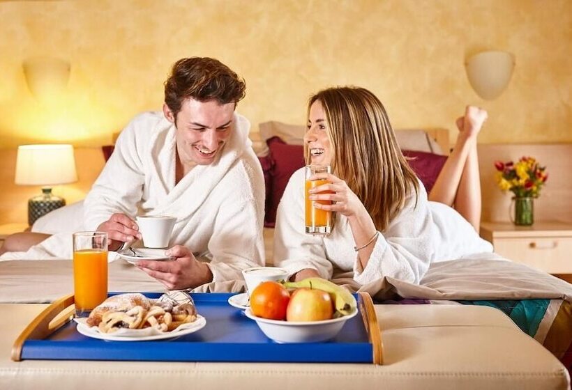 فندق Albergo La Collina