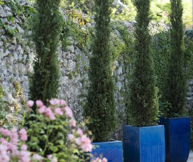 酒店 La Roseraie Hôtel Restaurant