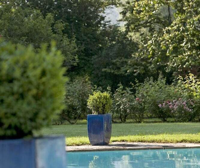 酒店 La Roseraie Hôtel Restaurant