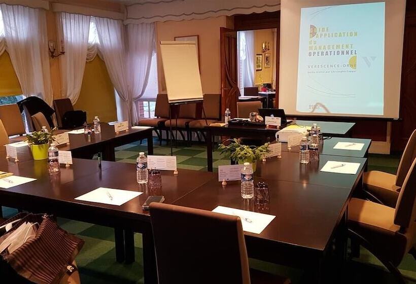 בית מלון כפרי Les Camelias