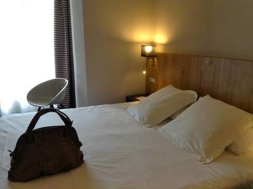 Отель Logis Hôtel le Miramont