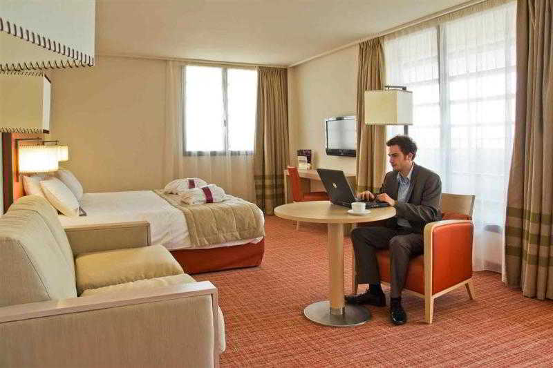 בית מלון כפרי Mercure Amiens Cathedrale