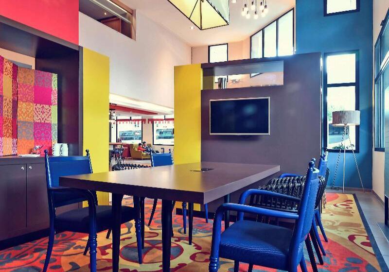 בית מלון כפרי Mercure Amiens Cathedrale