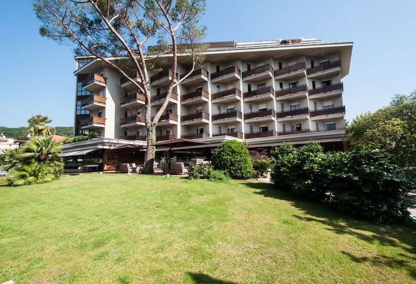 בית מלון כפרי Michelangelo & Day Spa