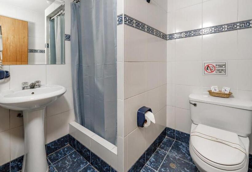 Отель Miraflores Suites Centro