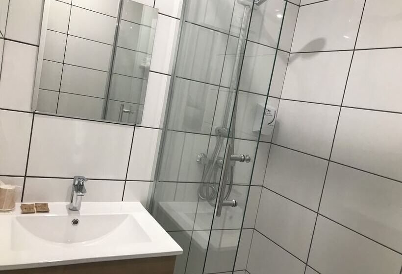 בית מלון כפרי Morand