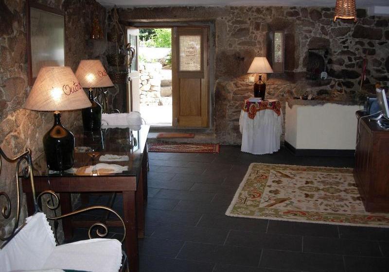 בית מלון כפרי Outros Tempos   Turismo De Aldeia