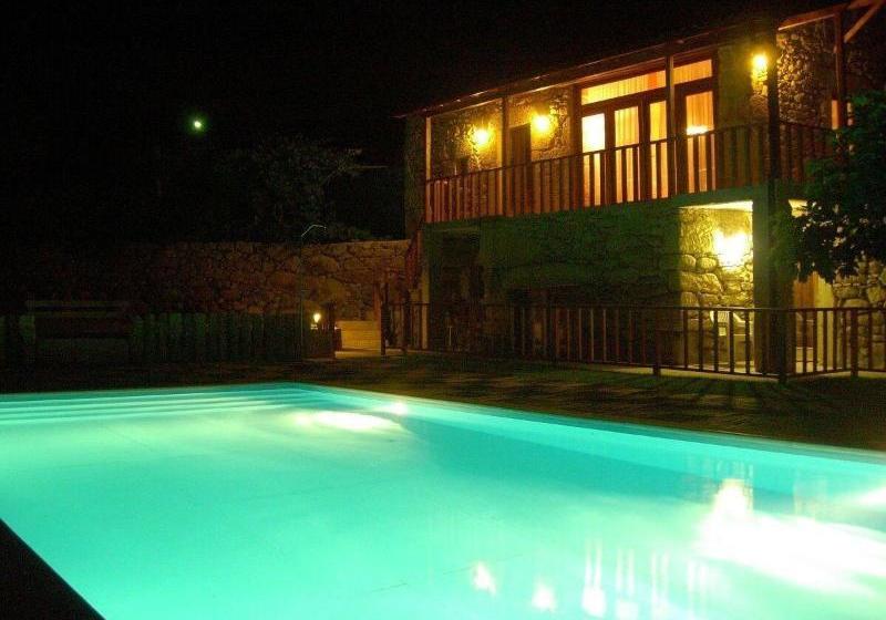 בית מלון כפרי Outros Tempos   Turismo De Aldeia