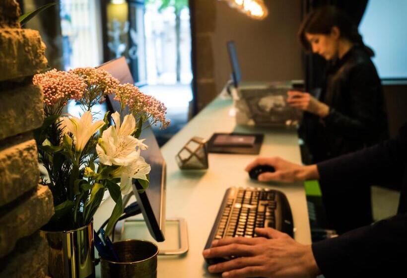 酒店 Pamplona Catedral