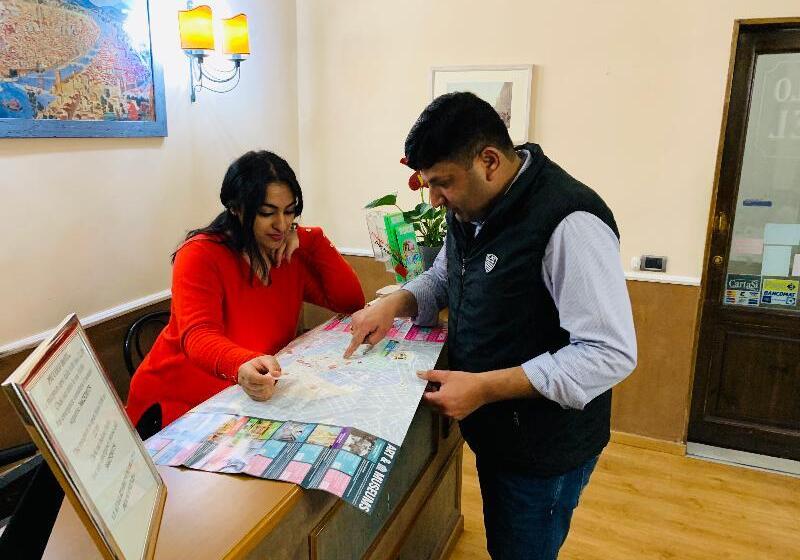 Piccolo Hotel Con Access Ztl !!! ɲel ƈentro Storico Di ƒirenze !!!