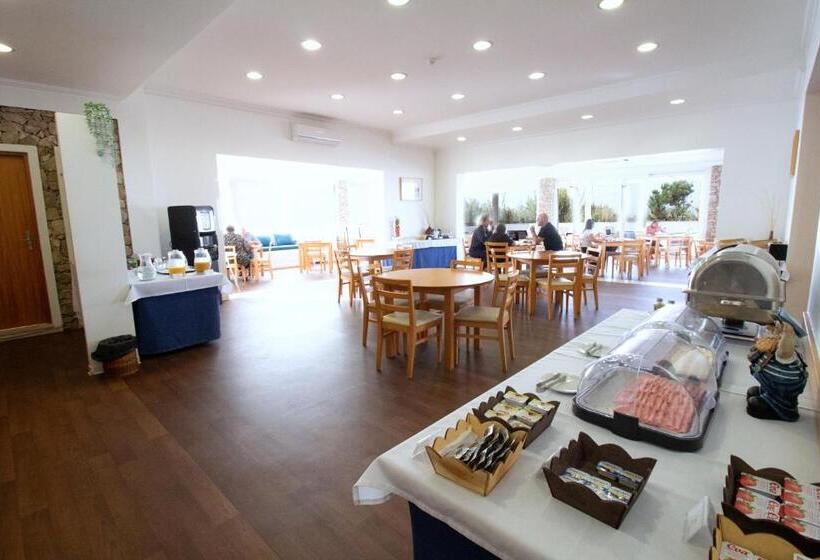 Отель Wot Peniche Pinhalmar