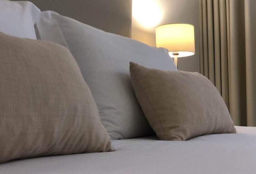 هتل Porto Coliseum