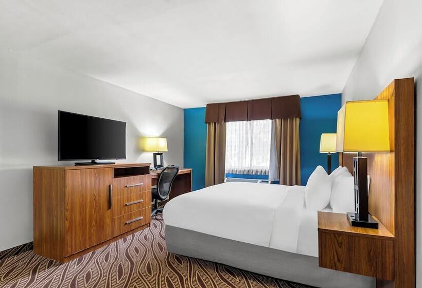 فندق Quality Inn & Suites Airport North - Stone Oak