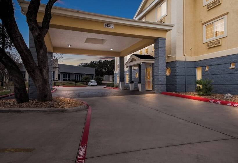 فندق Quality Inn & Suites Airport North - Stone Oak