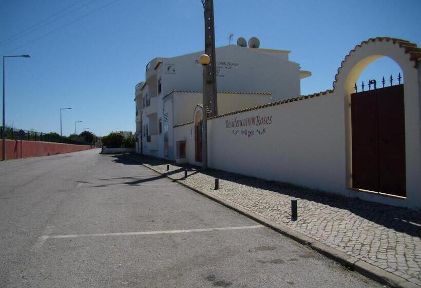 ホテル Residence 1000 Roses