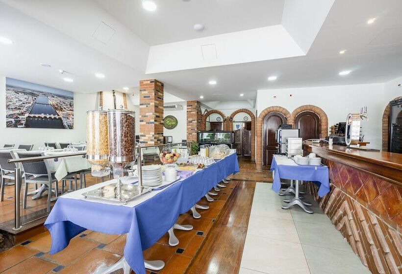 فندق Residencial Mares