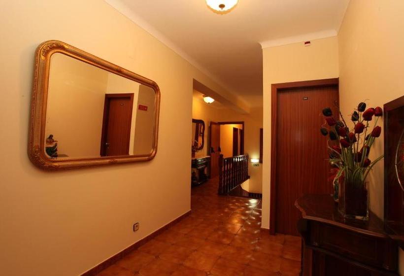 فندق Residencial Sra. Da Lomba