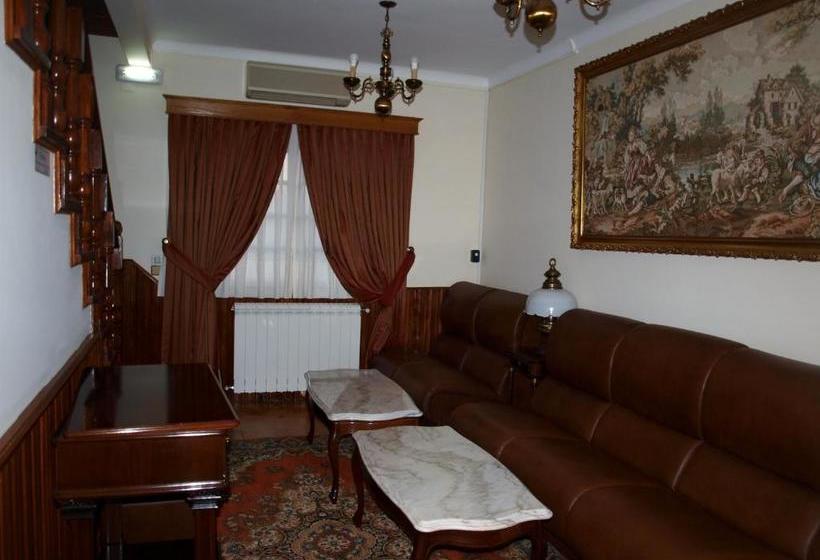 فندق Residencial Sra. Da Lomba