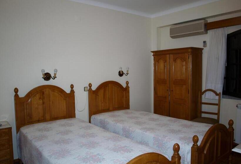 فندق Residencial Sra. Da Lomba