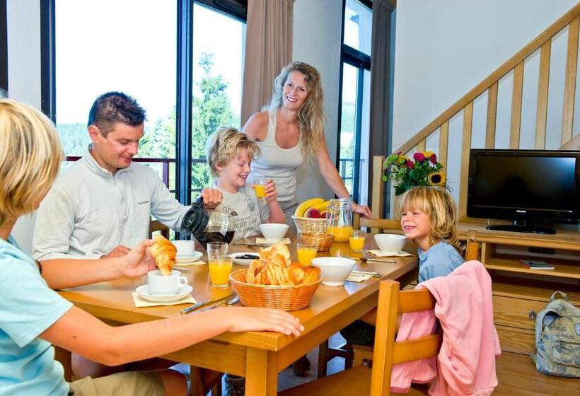 בית מלון כפרי Résidence Goélia Le Domaine De Castella