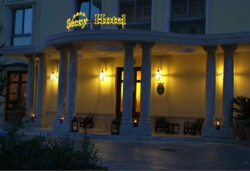 Seccy Hotel Boutique Art & Museum