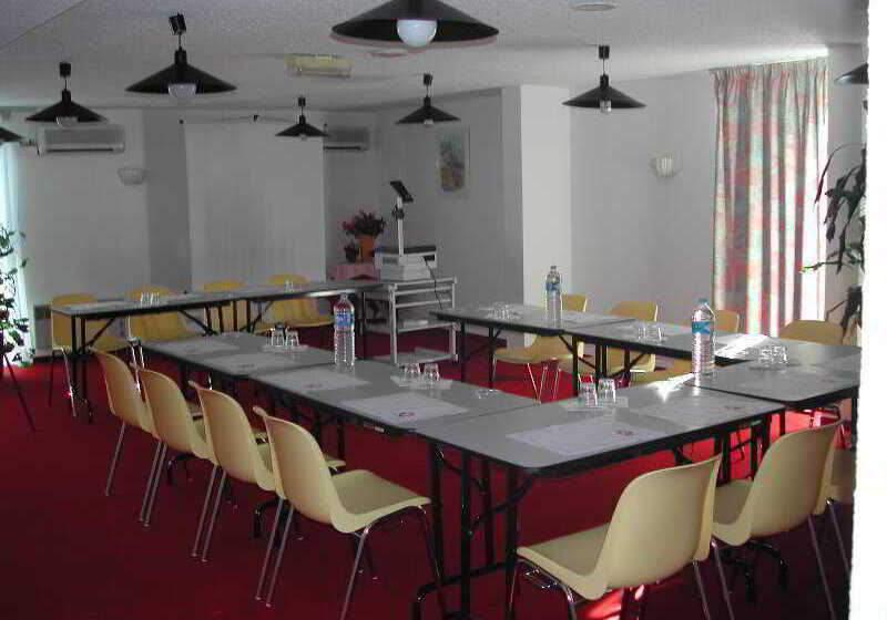 ホテル The Originals City, Hôtel éden, Rouen Nord