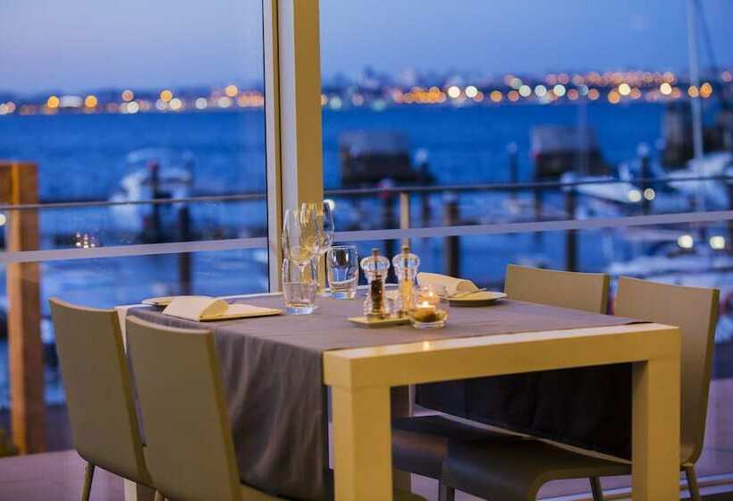 فندق Troia Design