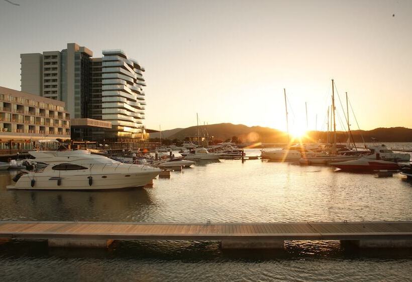 فندق Troia Design