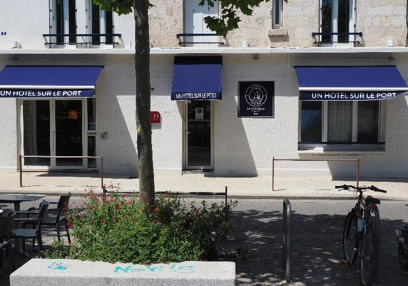 Un Hotel Sur Le Port