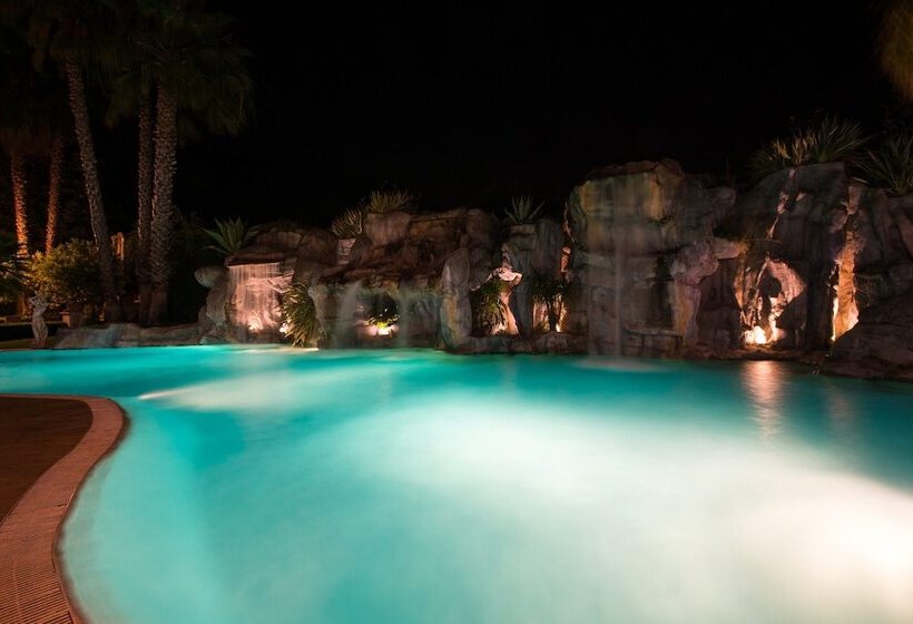 فندق Villa Albani