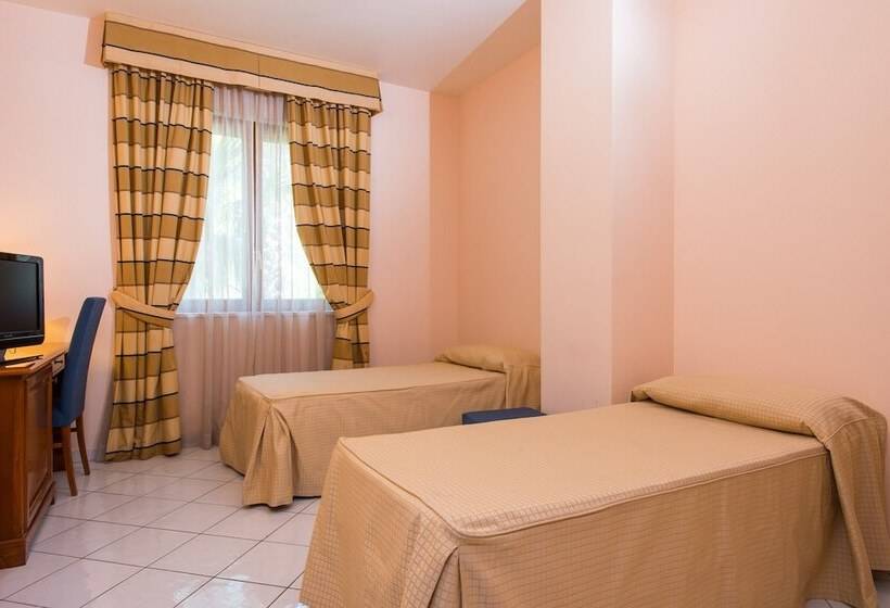 فندق Villa Albani