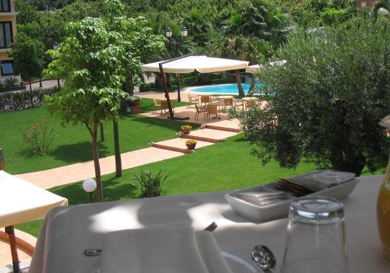 فندق Villa Albani