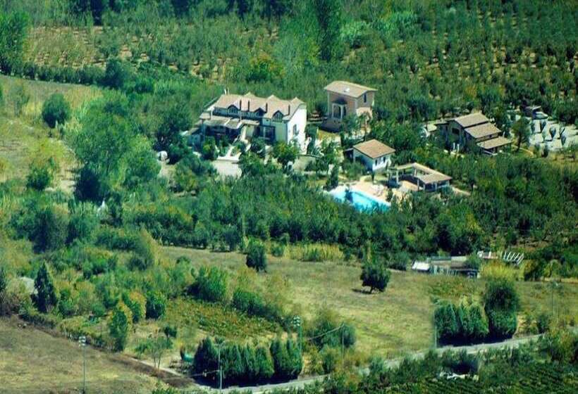 בית מלון כפרי Villa Rizzo Resort And Spa