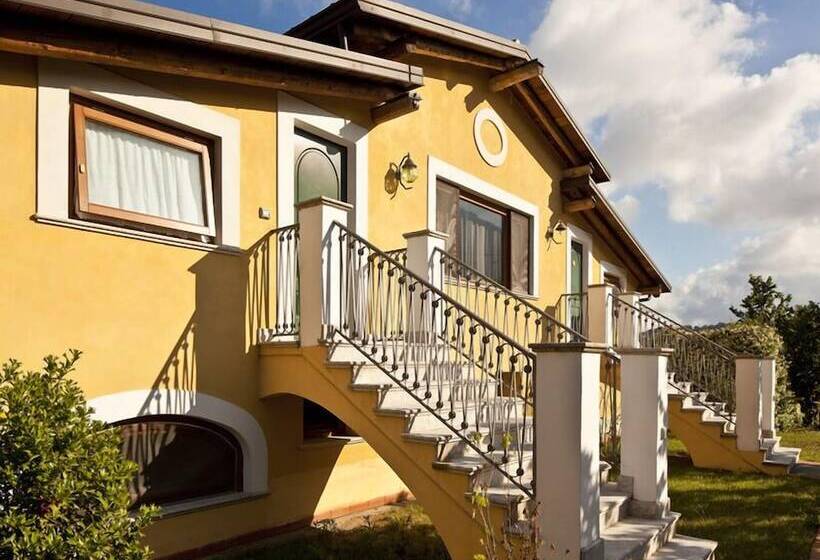 בית מלון כפרי Villa Rizzo Resort And Spa