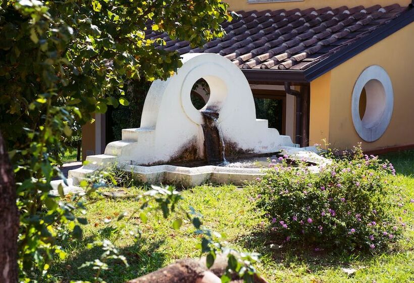 בית מלון כפרי Villa Rizzo Resort And Spa