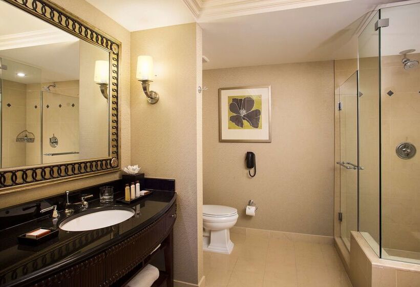 Отель Waldorf Astoria Orlando   An Official Walt Disney World®