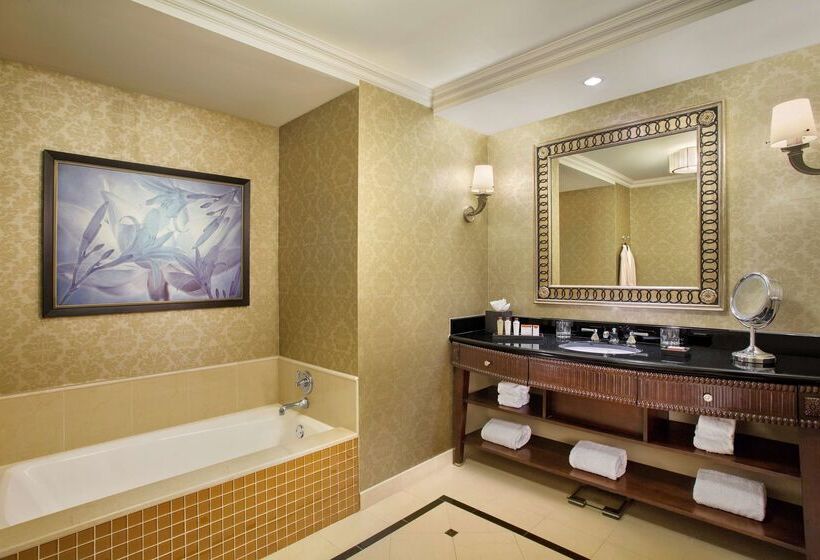 Отель Waldorf Astoria Orlando   An Official Walt Disney World®