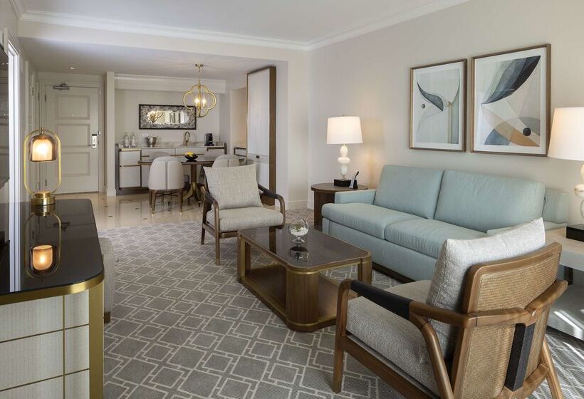 Отель Waldorf Astoria Orlando   An Official Walt Disney World®