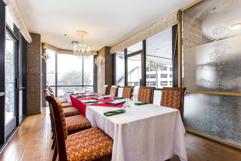 Jj Grand Hotel Wilshire