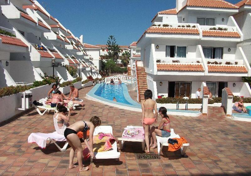 Las Floritas   Las Americas