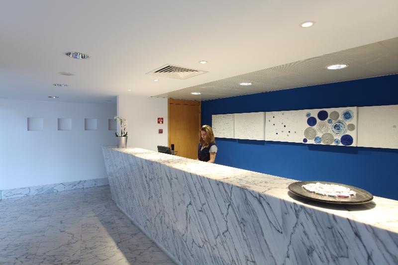 Marina Club Lagos Resort