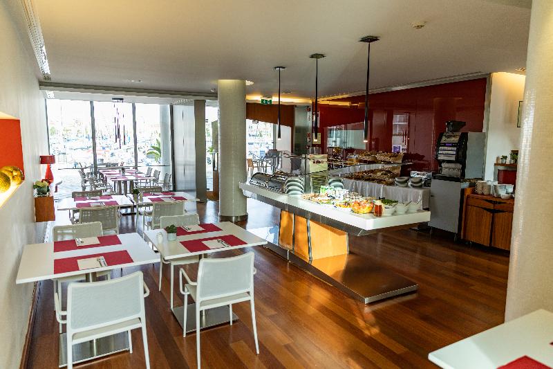 Marina Club Lagos Resort