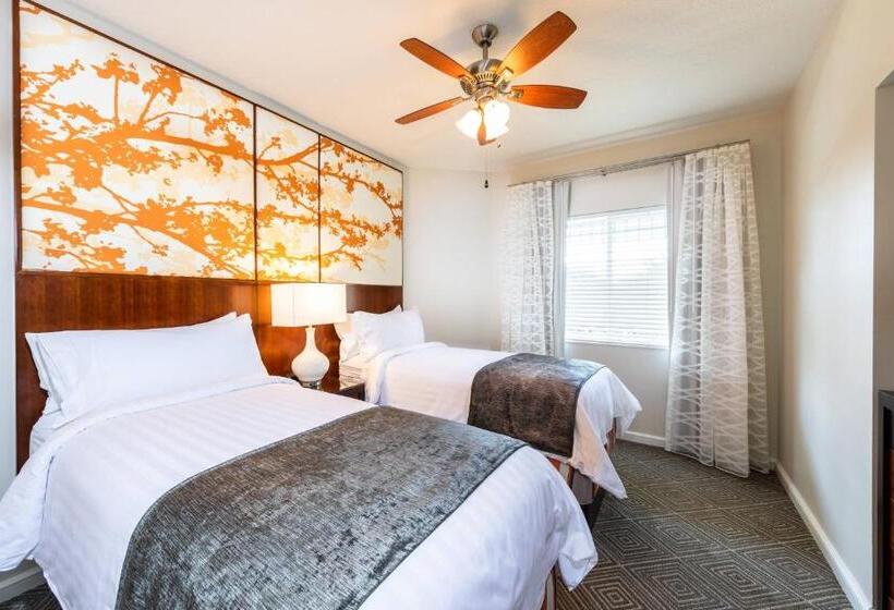 Marriott's Imperial Palms Villas