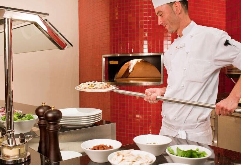 Novotel Suites Mall Avenue Dubai