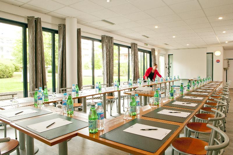 Residhome Paris Evry